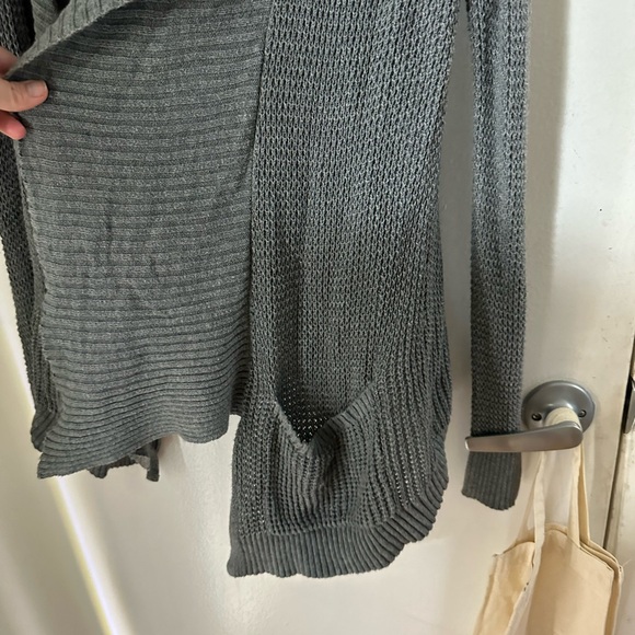 Heather gray lightweight knit cardigan, express size small - Picture 5 of 7
